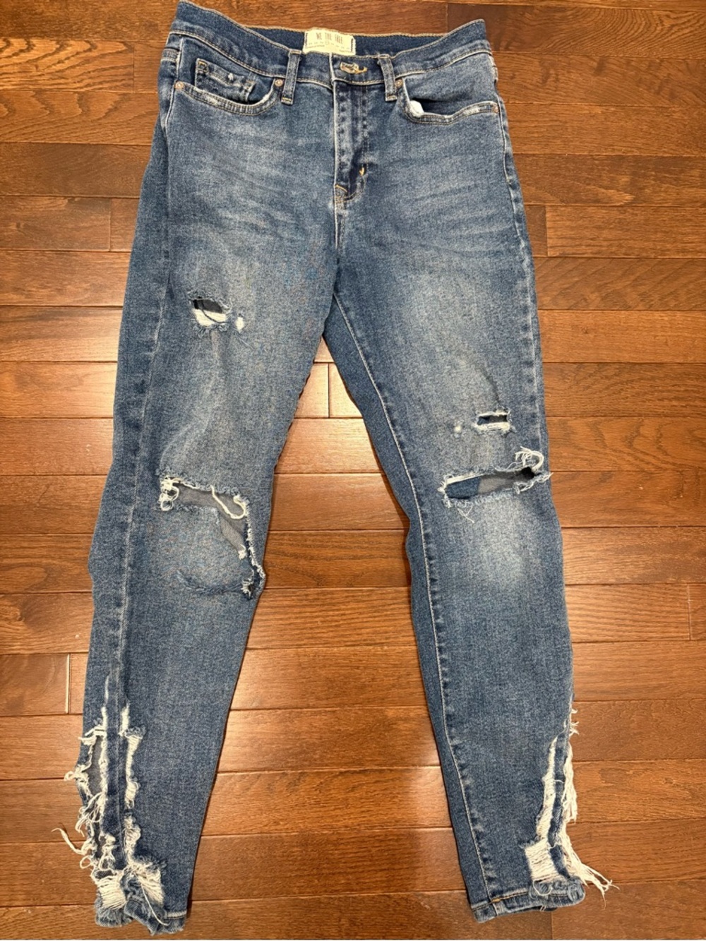 We The Free / Free People Distressed Ripped Jeans Women's Size 27 Medium Blue